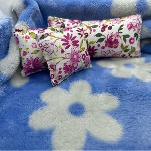 Floral Blue and White Bedding Set